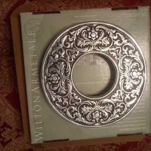 Wilton Armetale William and Mary Trivet NIB